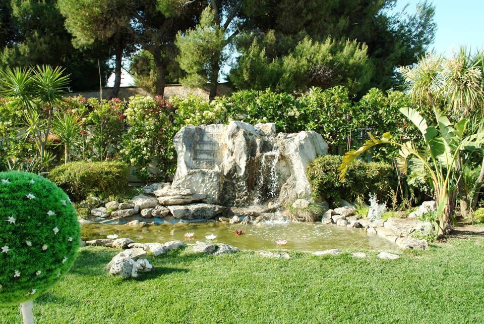 Costa Azzurra Hotel Pulsano Luaran gambar