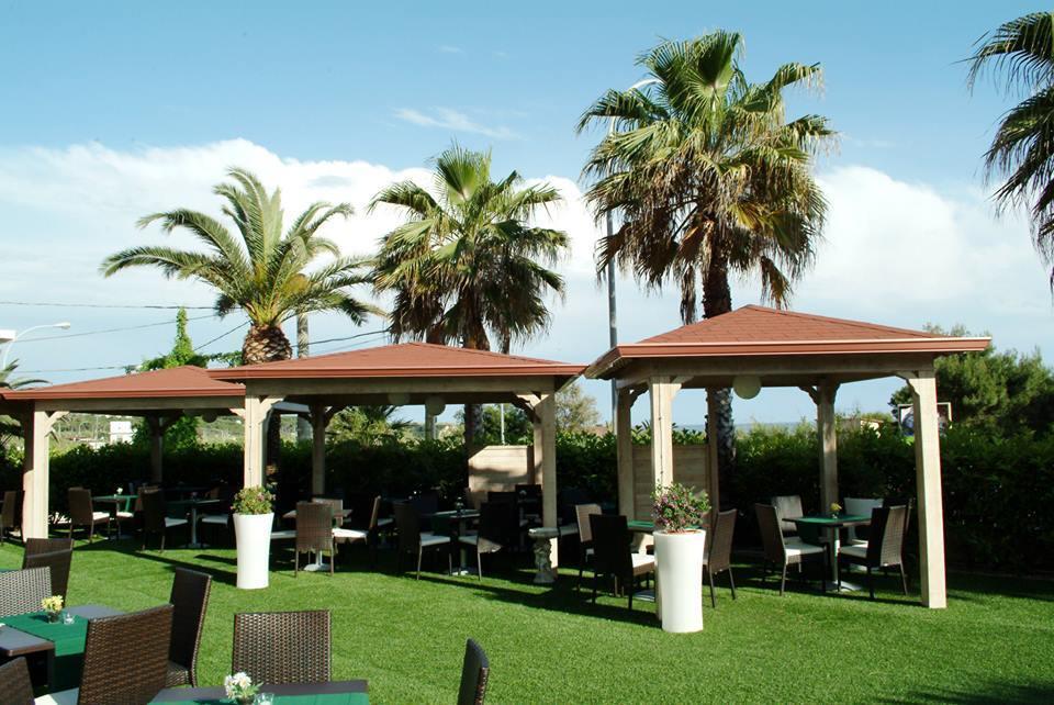 Costa Azzurra Hotel Pulsano Luaran gambar
